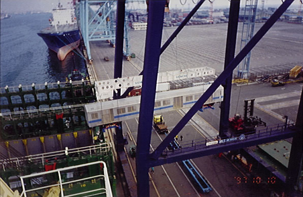 seap1-1.JPG (79029 bytes)