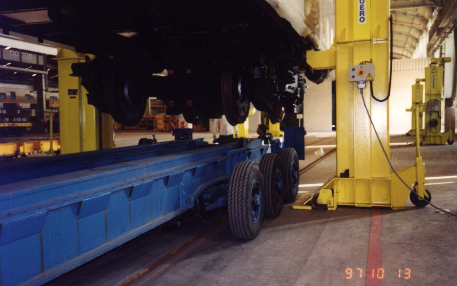 unload-1.jpg (111153 bytes)